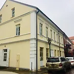 Castle - 2 Bedroom Flat * 考纳斯