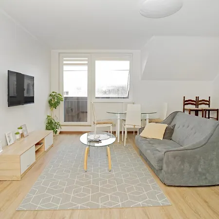 Castle - 2 Bedroom Flat